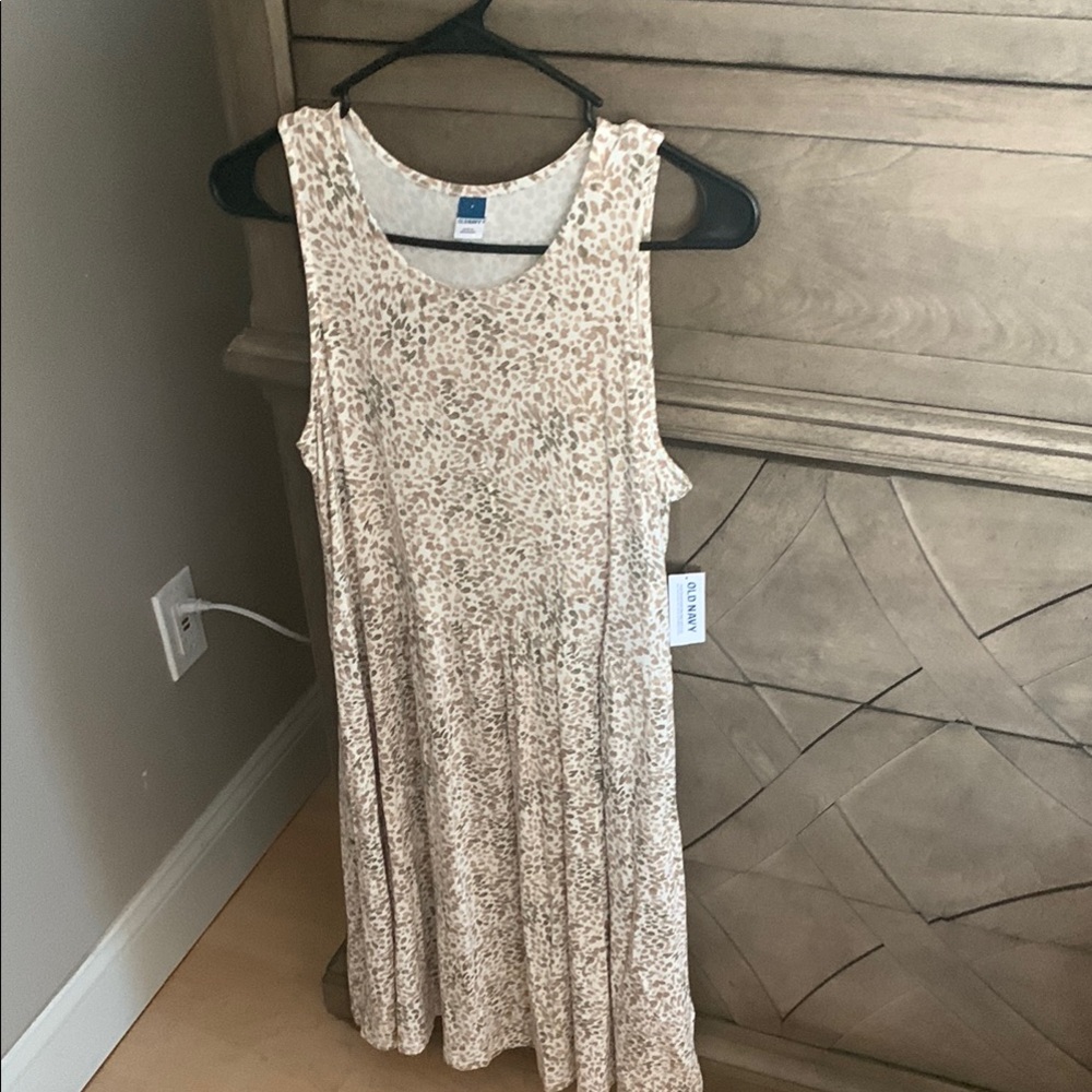Old navy midi Sleeveless Leopard Print Dress